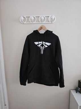 The Last Of Us Black Men's Hoodie with White Graphic